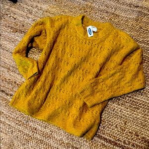 Old Navy women's sweater